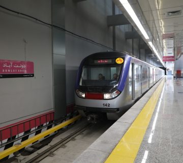 ایستگاه مترو دولت آباد 2 360x320