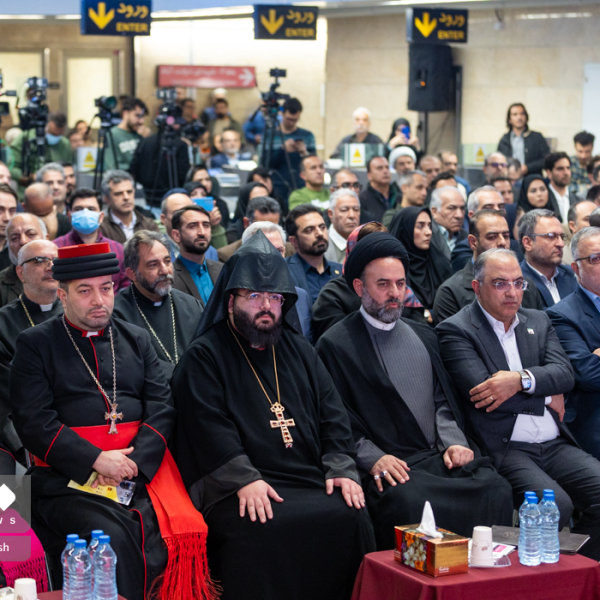 6af4da04d1b04f2e8303f7e922adeff2 600x600